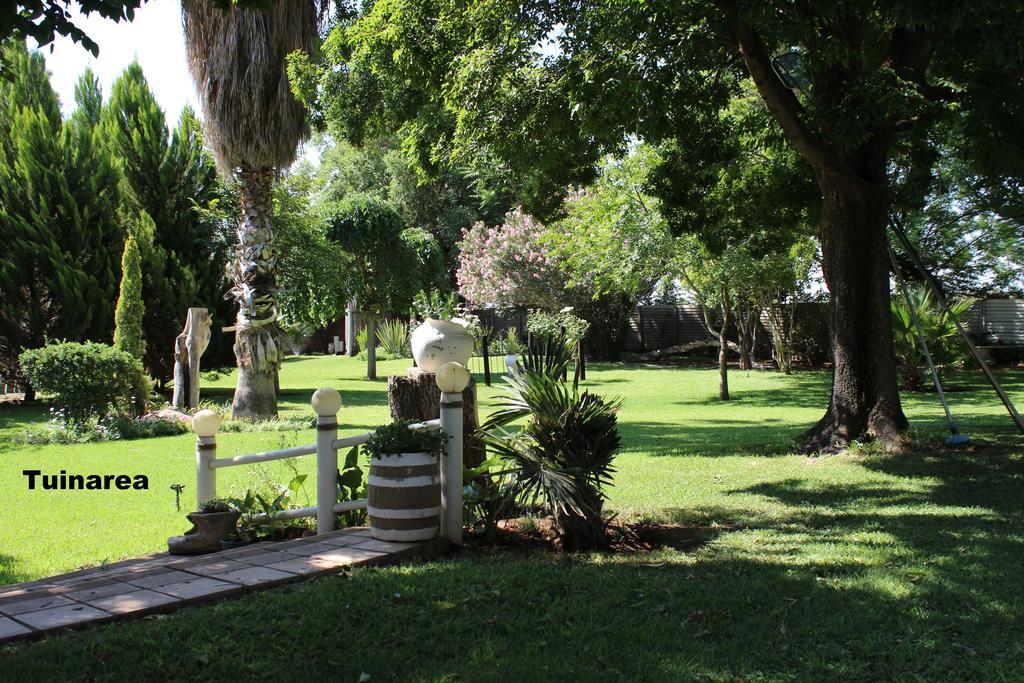 Villa Lin-Zane Vryburg Εξωτερικό φωτογραφία